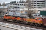 BNSF 7007 + 5301